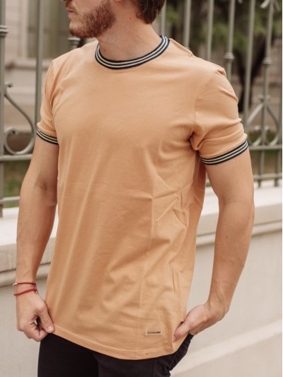 REMERA DERBY NARANJA