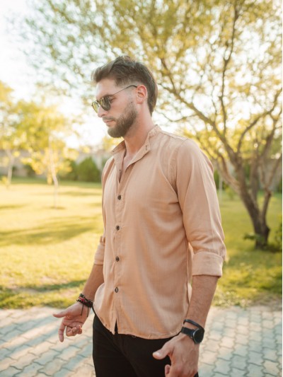 CAMISA ML CUELLO MAO DE LINO CAMEL