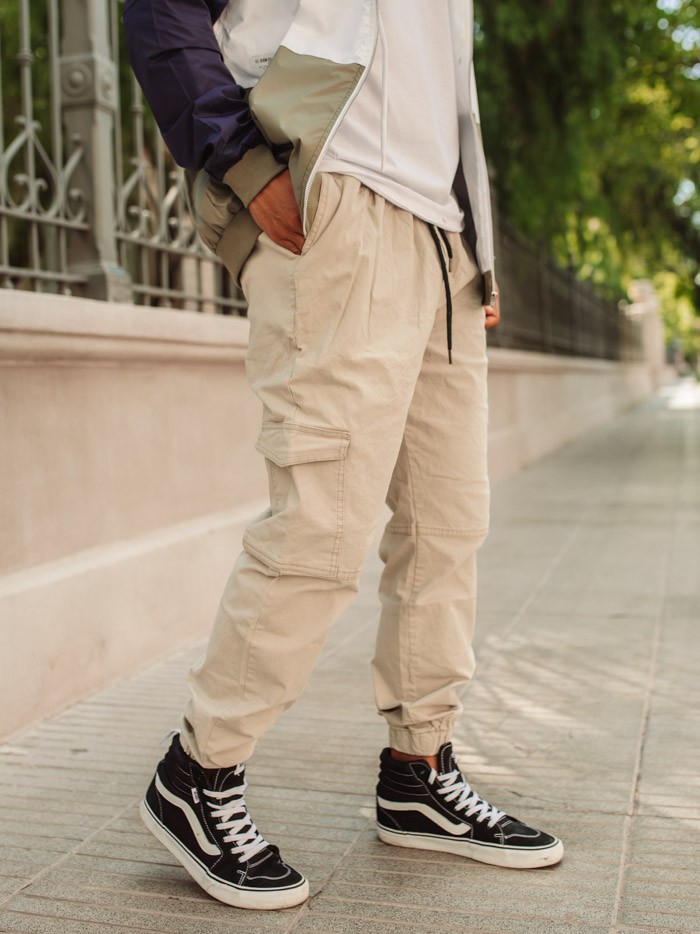 JOGGER ELISEO BEIGE