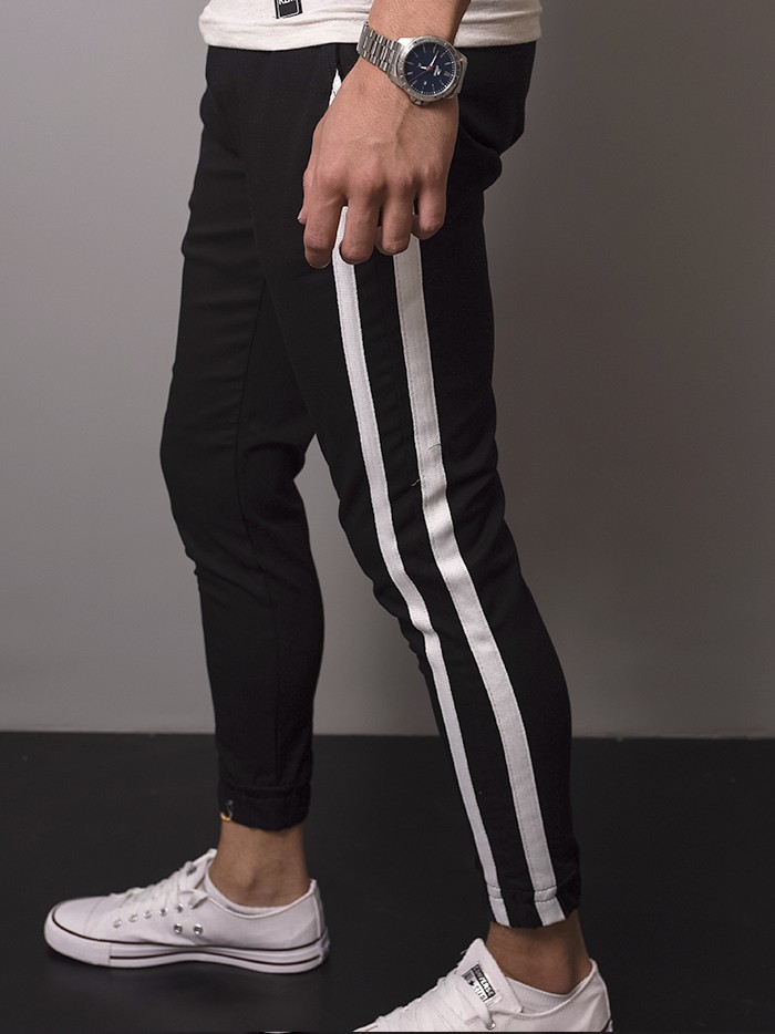 JOGGER NEGRO DOBLE RAYA