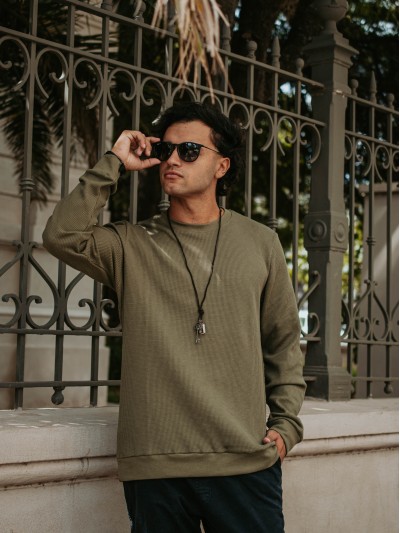 SWEATER WAFFLE MANCHESTER VERDE MILITAR