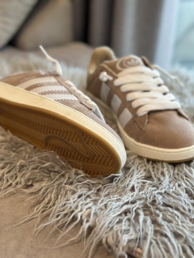 ADIDAS CAMPUS 00S BEIGE OSCURO