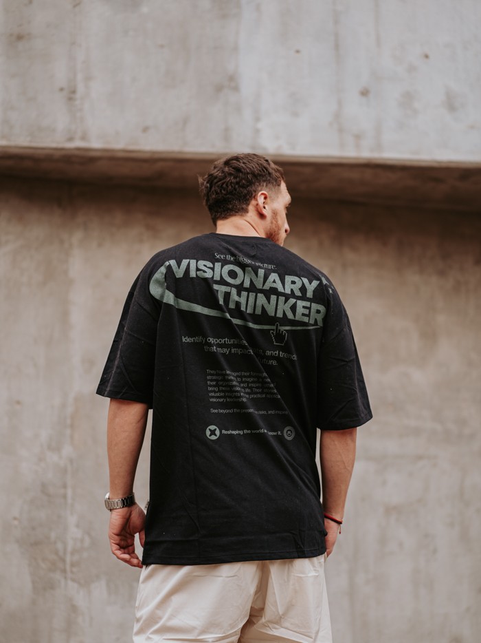 REMERA VISIONARY NEGRO