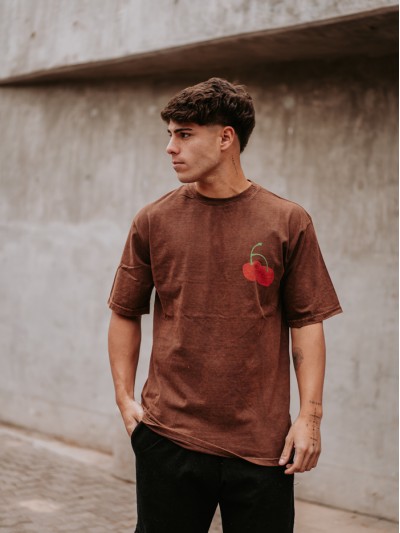 REMERA CHERRY MARRON WASHED